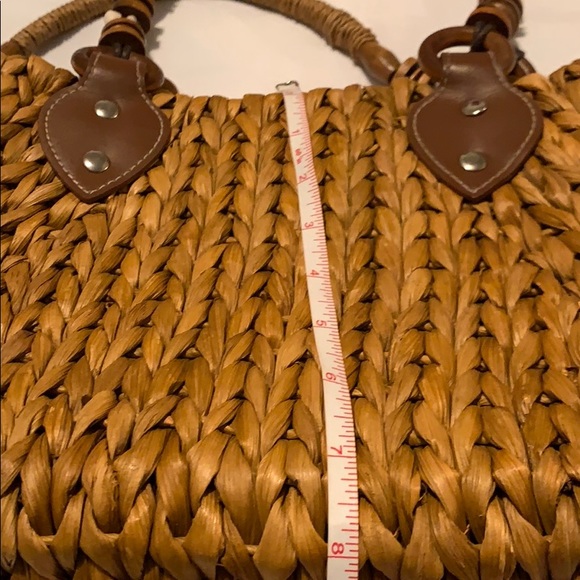 Straw Shoulder Tote - Picture 10 of 11